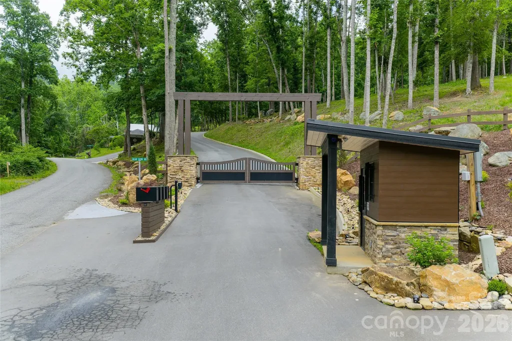 00000 Bear View Road Weaverville NC 28787