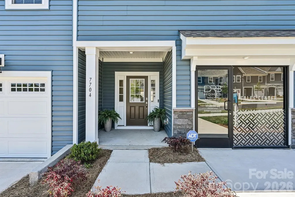 7567 Ethora Way Charlotte NC 28216