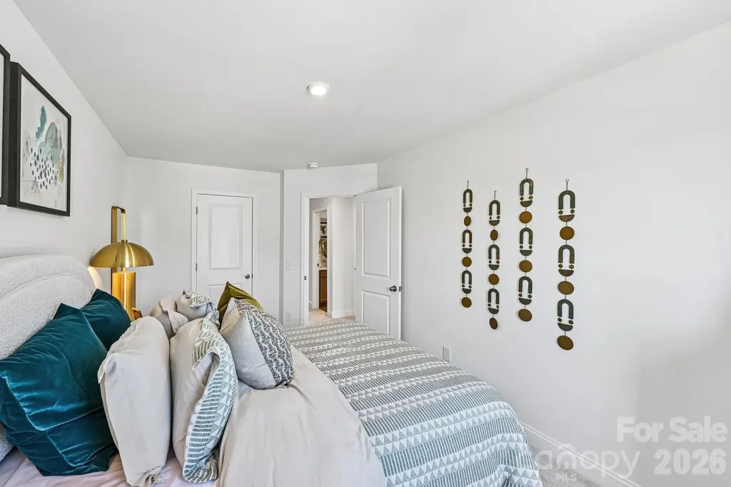 7567 Ethora Way Charlotte NC 28216
