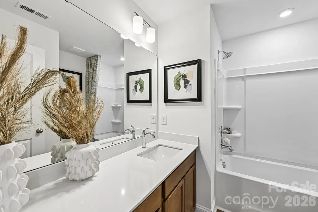 7567 Ethora Way Charlotte NC 28216