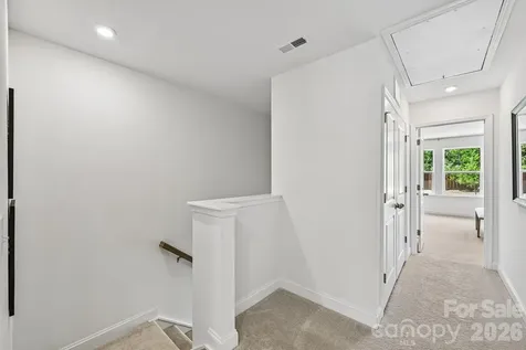 7567 Ethora Way Charlotte NC 28216