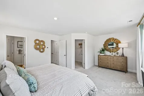 7567 Ethora Way Charlotte NC 28216