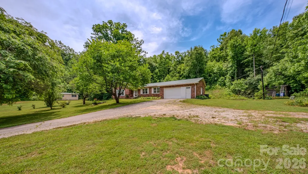 287 Robertson Drive Old Fort NC 28762
