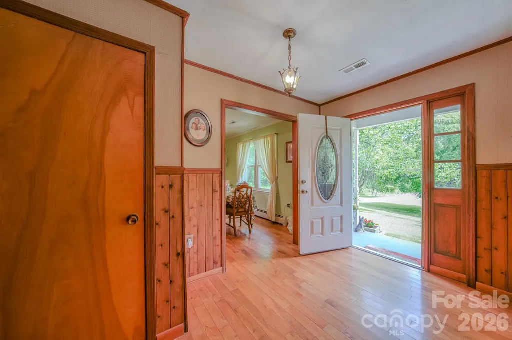 287 Robertson Drive Old Fort NC 28762
