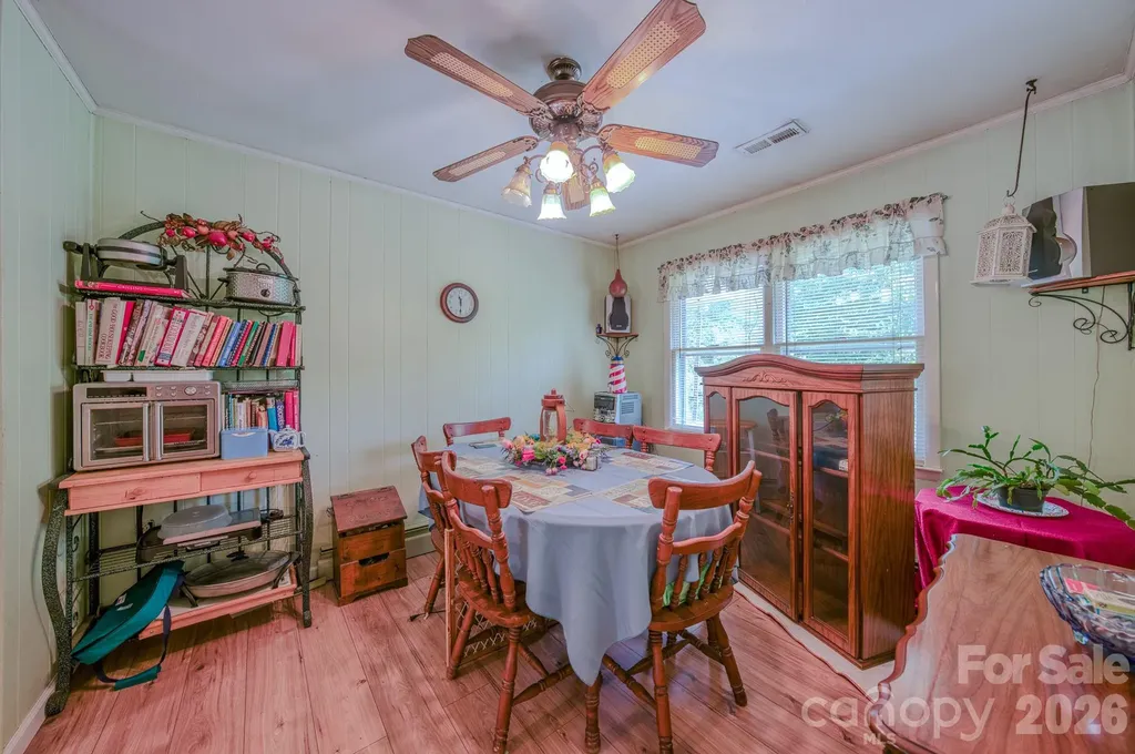 287 Robertson Drive Old Fort NC 28762