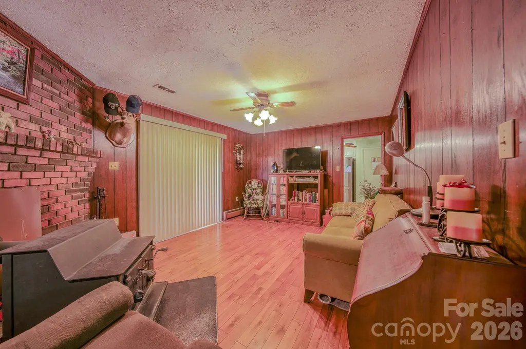 287 Robertson Drive Old Fort NC 28762