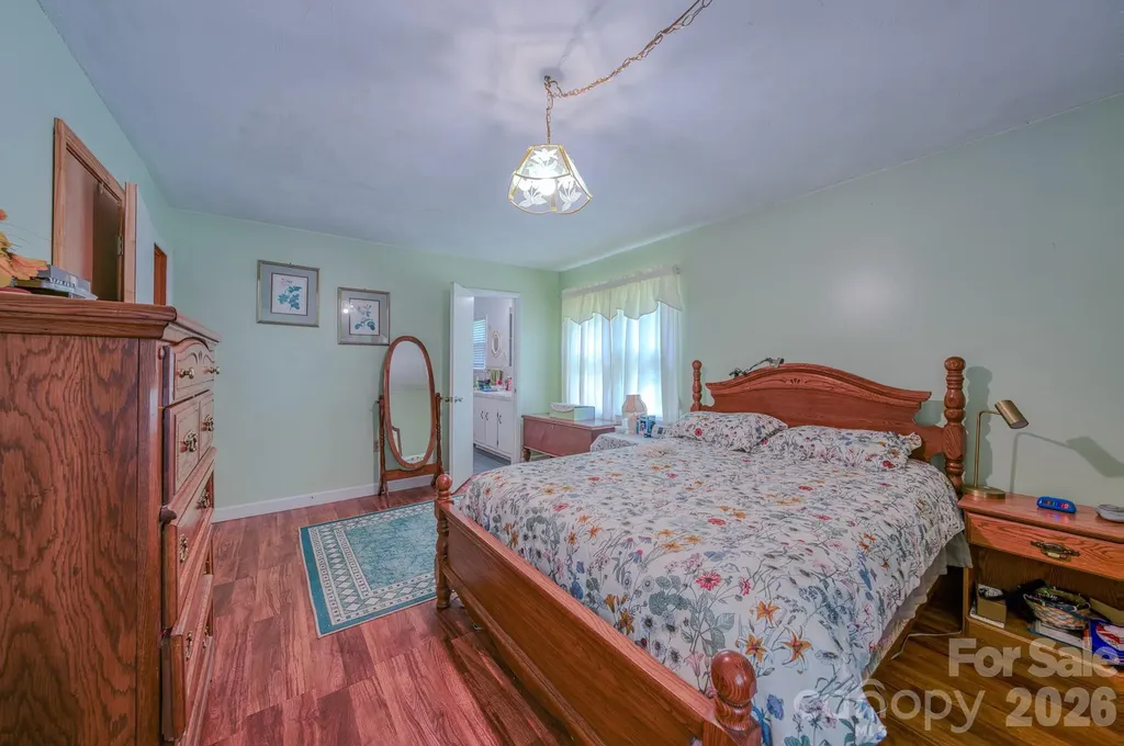 287 Robertson Drive Old Fort NC 28762