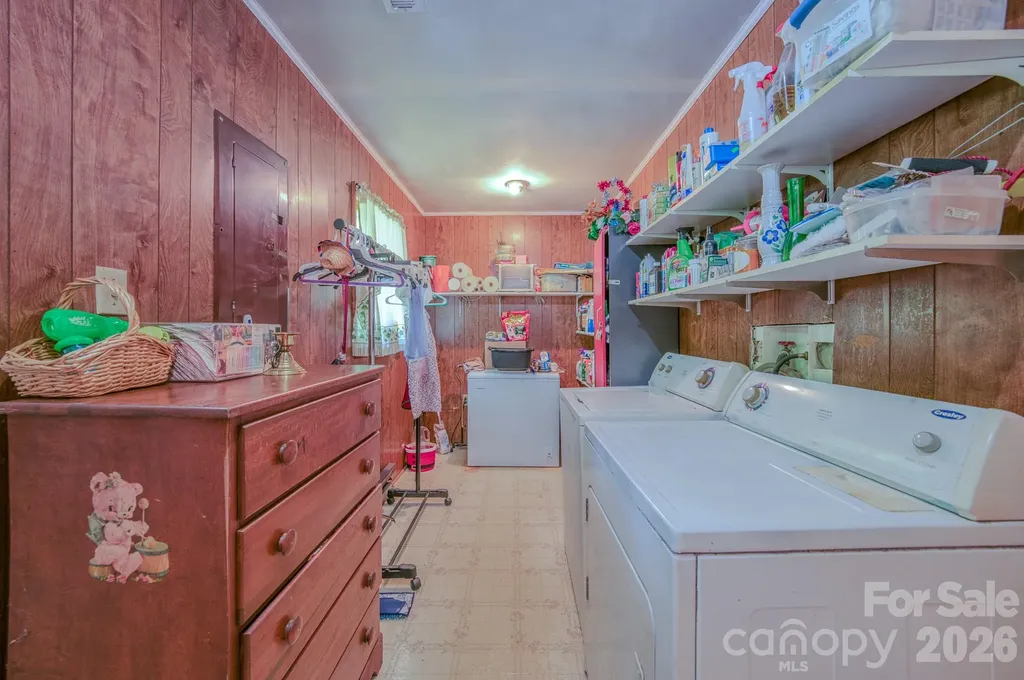 287 Robertson Drive Old Fort NC 28762