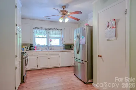 287 Robertson Drive Old Fort NC 28762