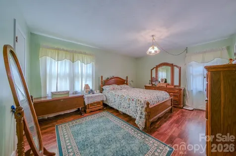 287 Robertson Drive Old Fort NC 28762