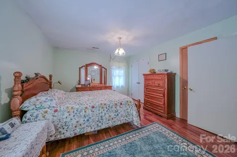 287 Robertson Drive Old Fort NC 28762