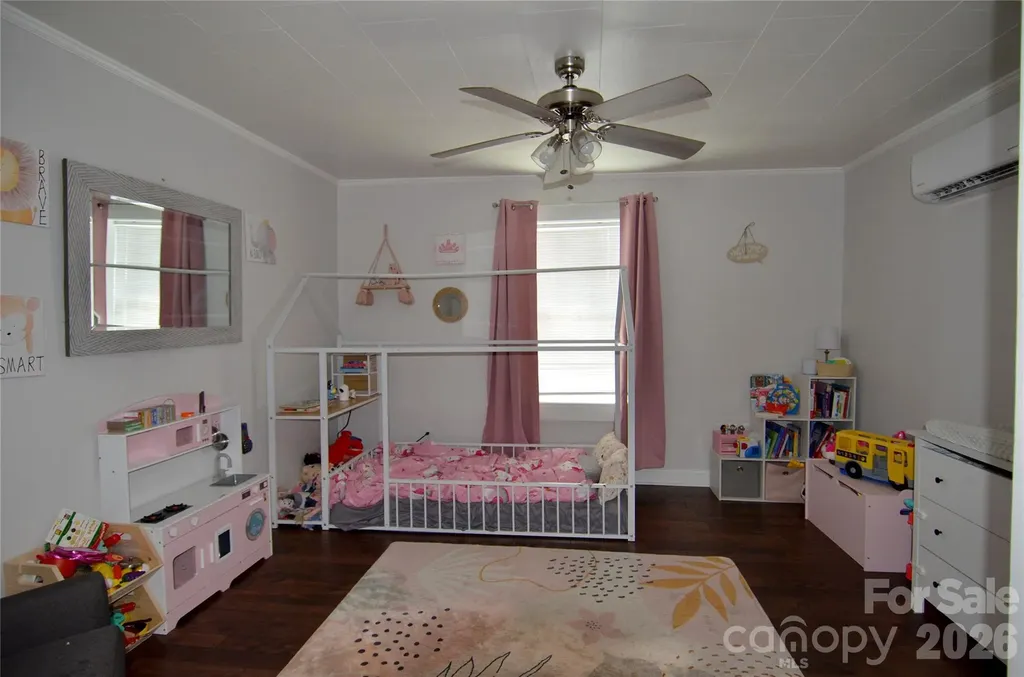 120 7th Street Marion NC 28752