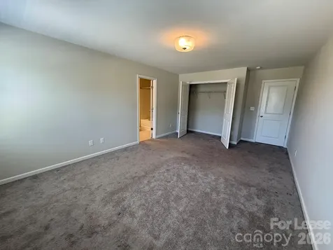 5918 River Meadow Court Charlotte NC 28213