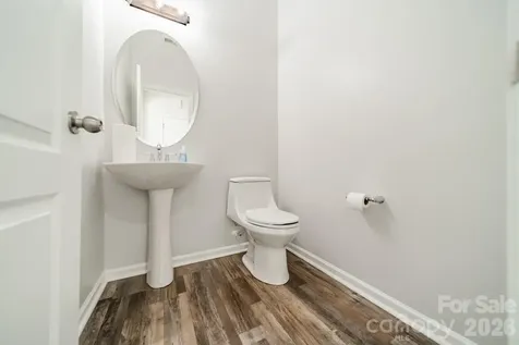 18426 W Catawba Avenue Cornelius NC 28031