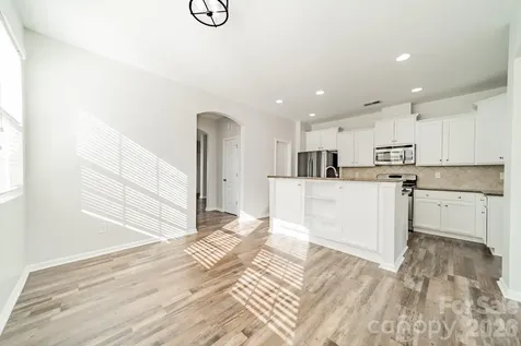 18426 W Catawba Avenue Cornelius NC 28031