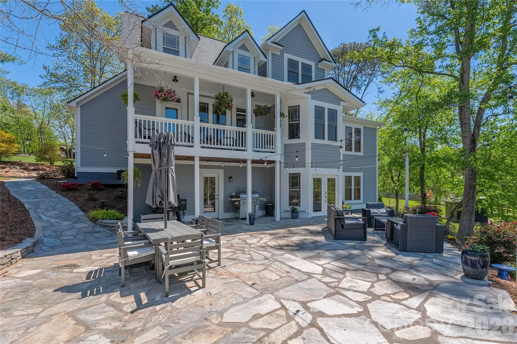 48 Duncan Estate Drive Fletcher NC 28732