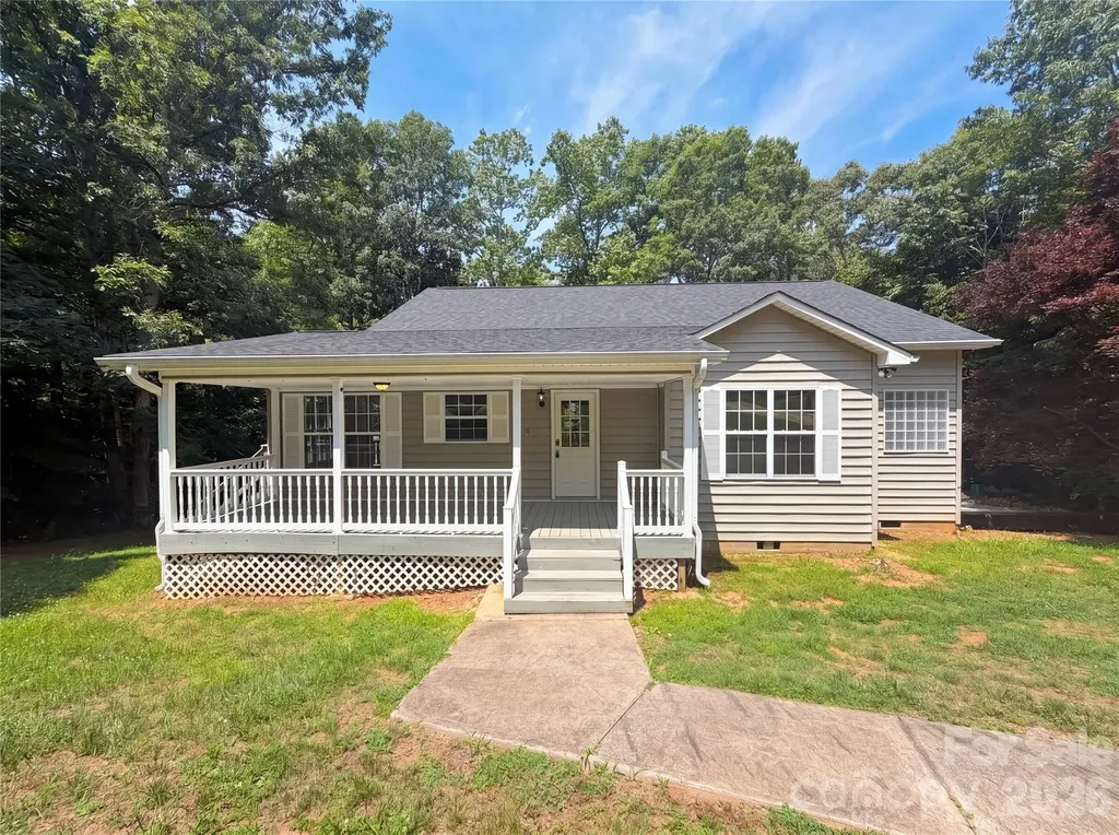 221 Grandview Drive Statesville NC 28677