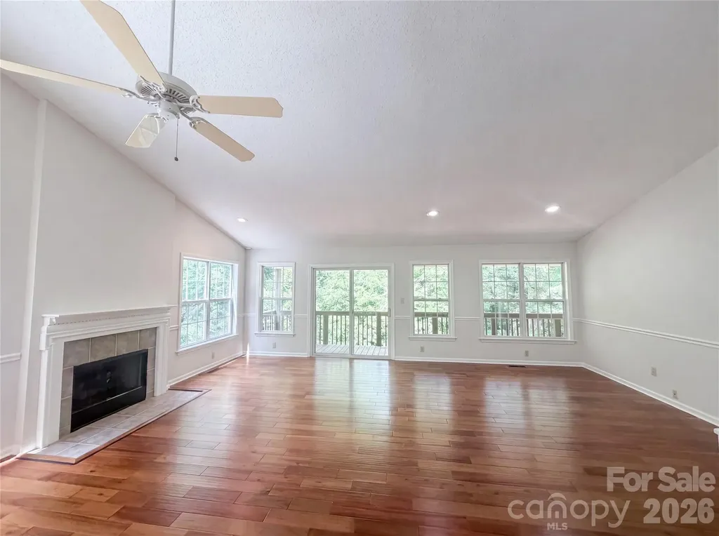 221 Grandview Drive Statesville NC 28677