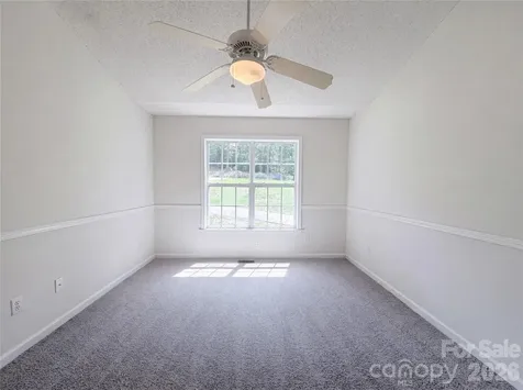 221 Grandview Drive Statesville NC 28677