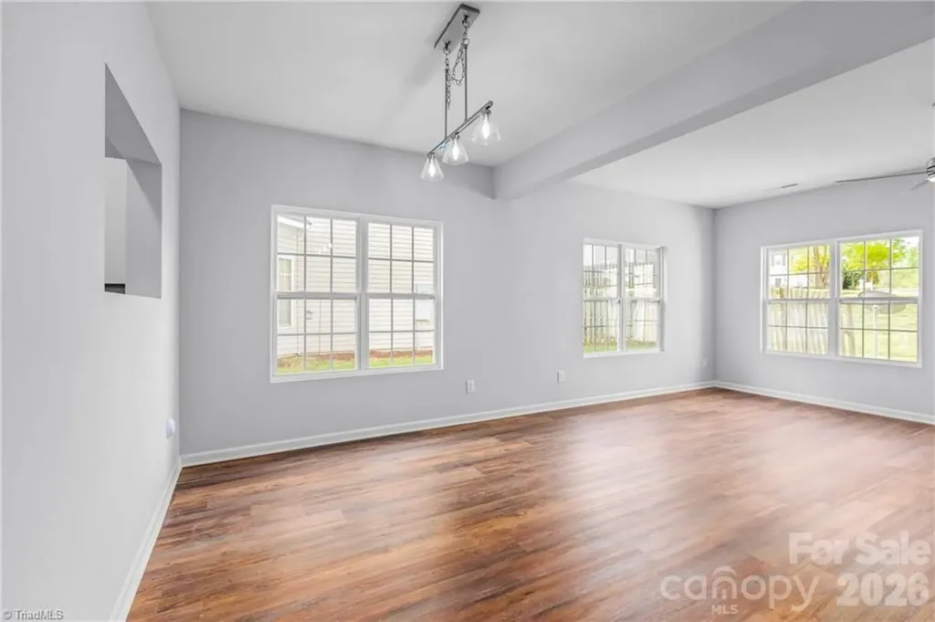 1633 Olivers Crossing Circle Winston Salem NC 27127