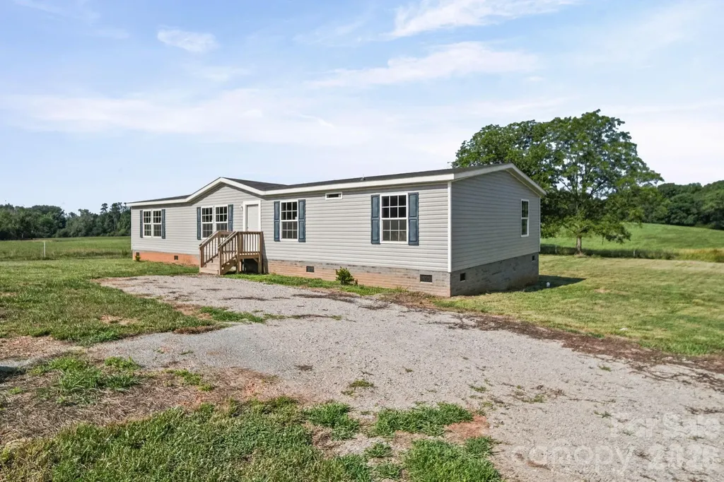 5131 Red Hill Mount Vernon Road Polkton NC 28135