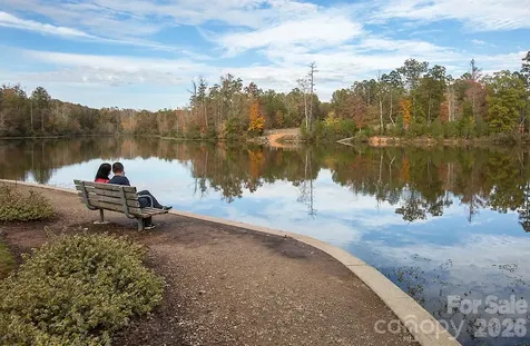 2143 Knickerbocker Drive Charlotte NC 28212
