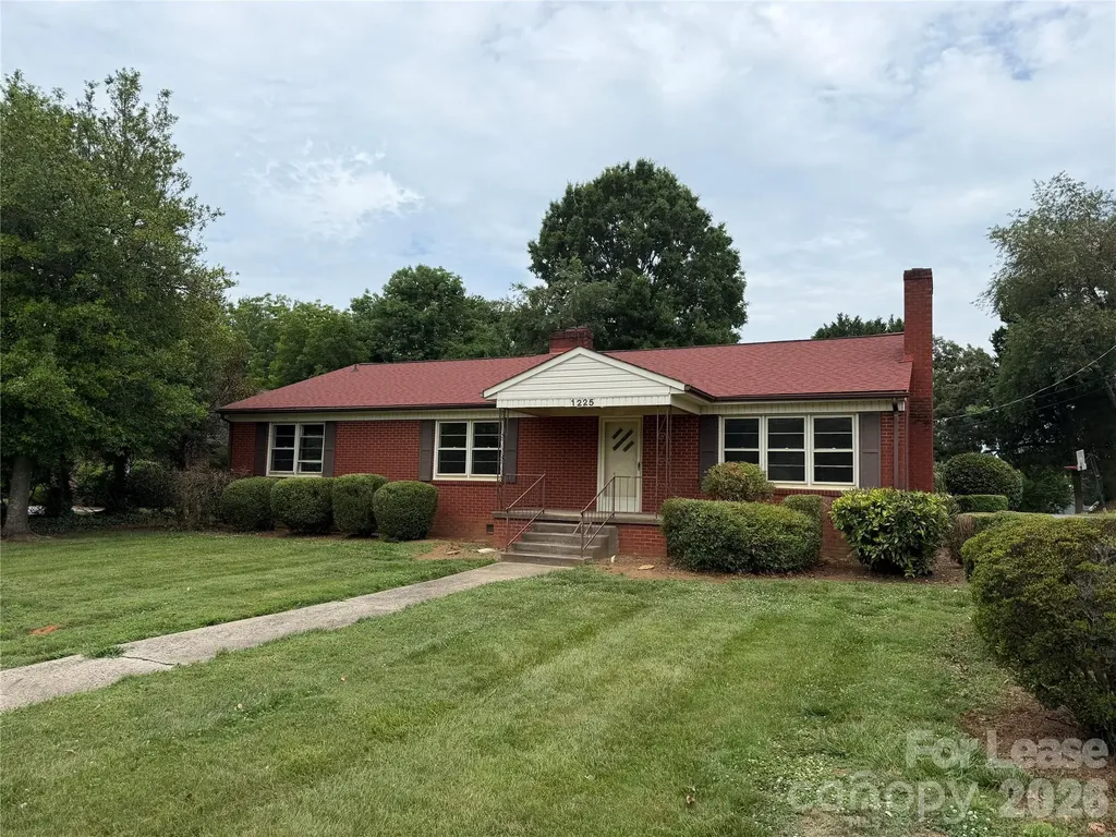 1225 Davie Avenue Statesville NC 28677