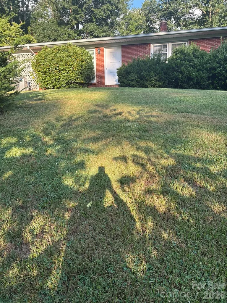 6 Greene Knoll Drive Candler NC 28715
