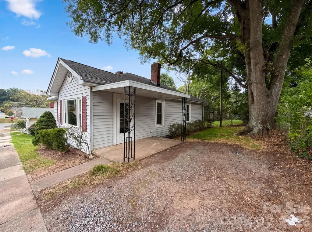 435 16th Street Cramerton NC 28032