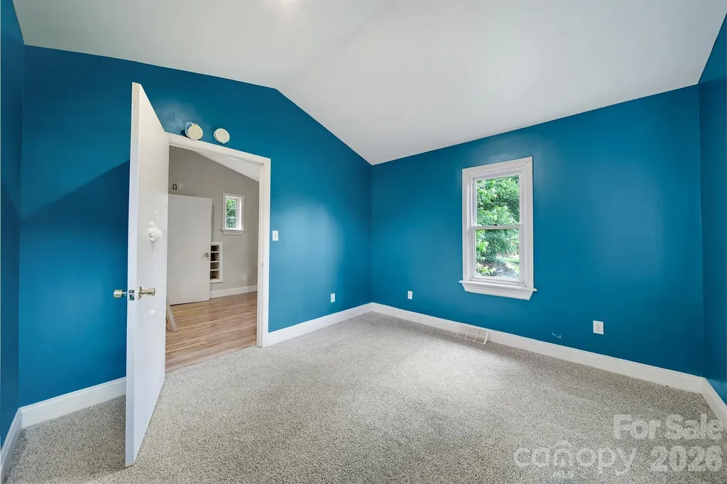 115 Lippard Street Statesville NC 28677