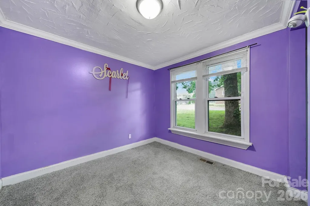 115 Lippard Street Statesville NC 28677