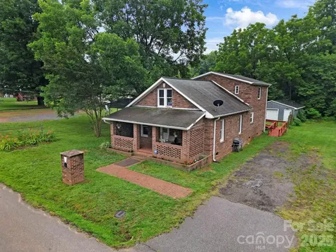 115 Lippard Street Statesville NC 28677