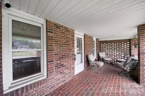 115 Lippard Street Statesville NC 28677