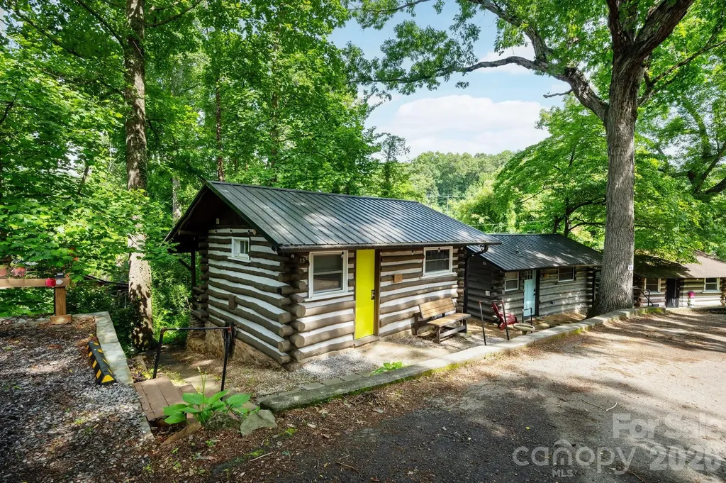 15 And 16 Cottage Drive Asheville NC 28805