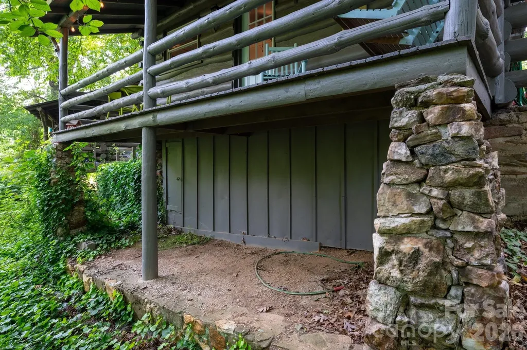 15 And 16 Cottage Drive Asheville NC 28805