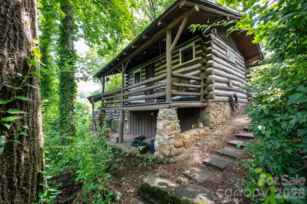 15 And 16 Cottage Drive Asheville NC 28805