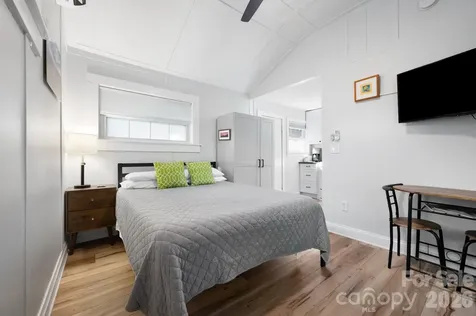 15 And 16 Cottage Drive Asheville NC 28805