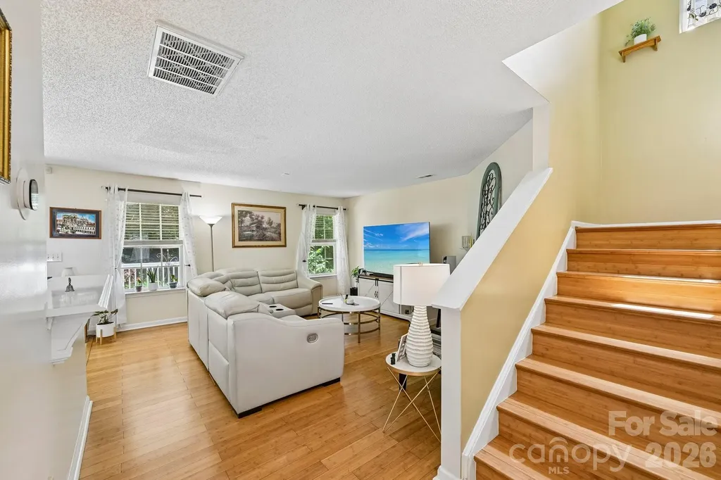 9338 Golden Pond Drive Charlotte NC 28269