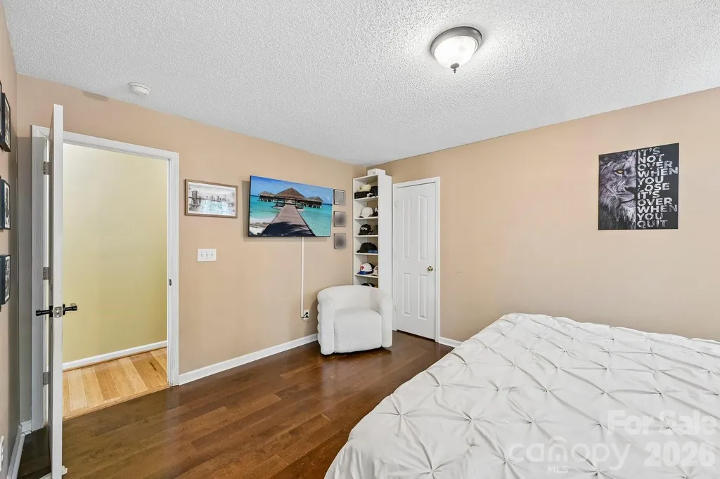 9338 Golden Pond Drive Charlotte NC 28269
