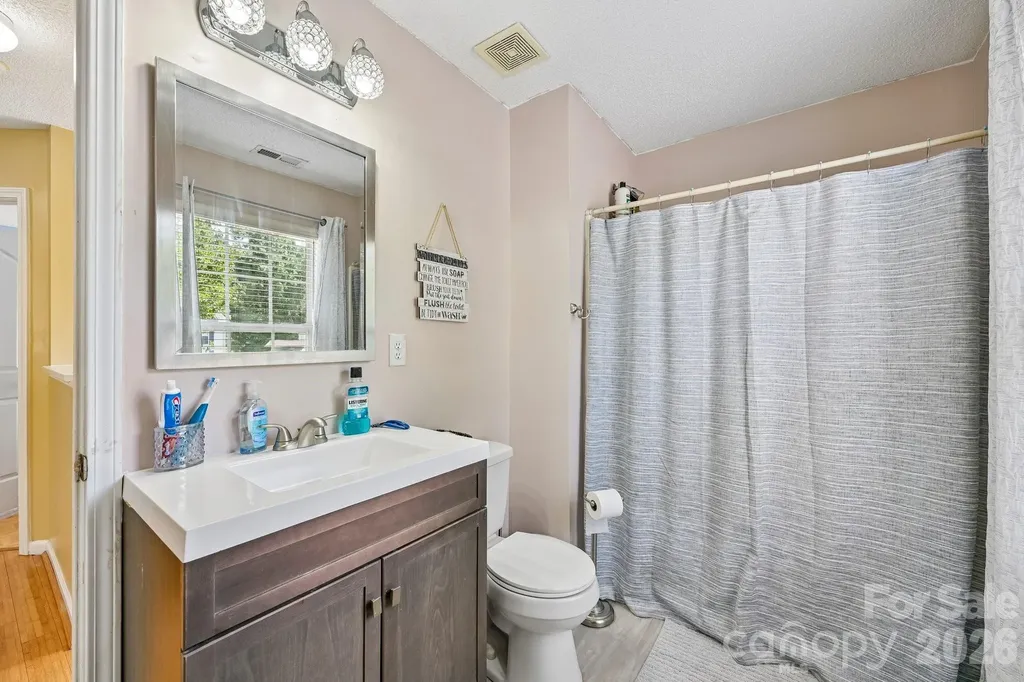 9338 Golden Pond Drive Charlotte NC 28269