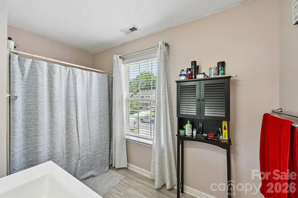 9338 Golden Pond Drive Charlotte NC 28269