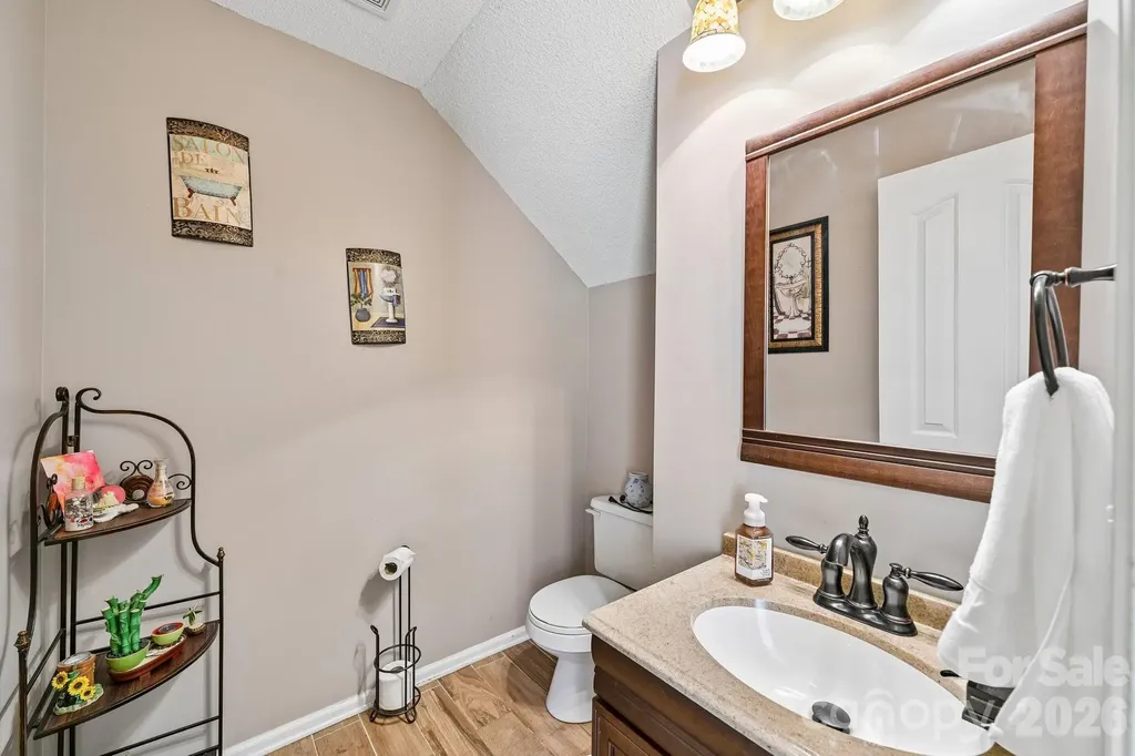 9338 Golden Pond Drive Charlotte NC 28269