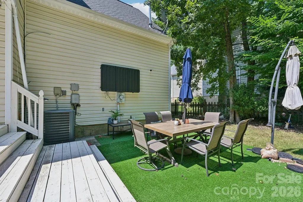 9338 Golden Pond Drive Charlotte NC 28269