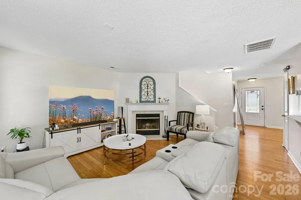 9338 Golden Pond Drive Charlotte NC 28269