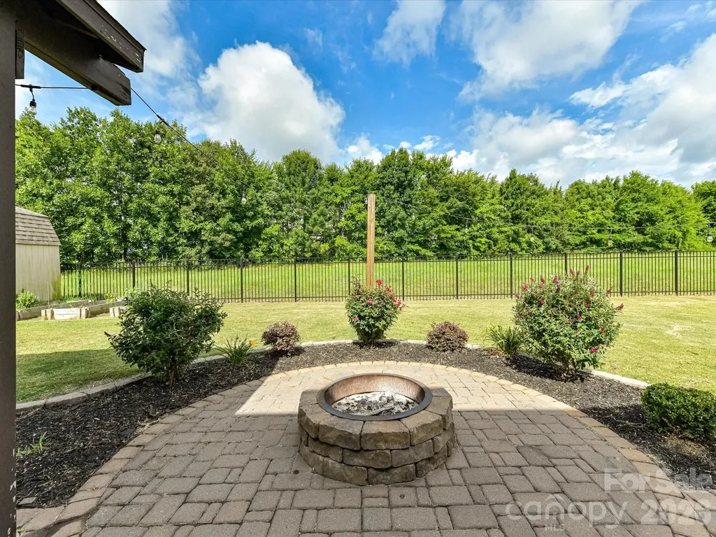 1033 Blue Stream Lane Indian Trail NC 28079