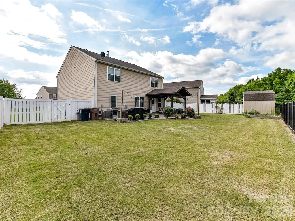 1033 Blue Stream Lane Indian Trail NC 28079