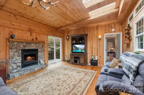 115 Barton Road Brevard NC 28712