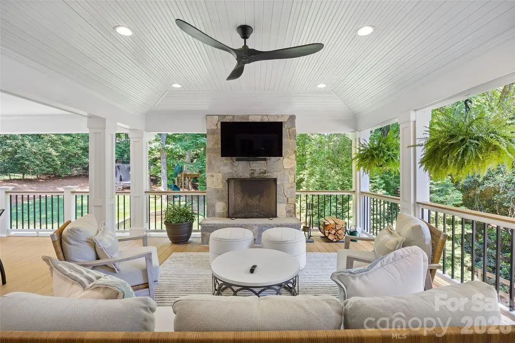 2726 Wamath Drive Charlotte NC 28210
