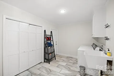 2726 Wamath Drive Charlotte NC 28210