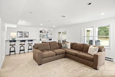 2726 Wamath Drive Charlotte NC 28210